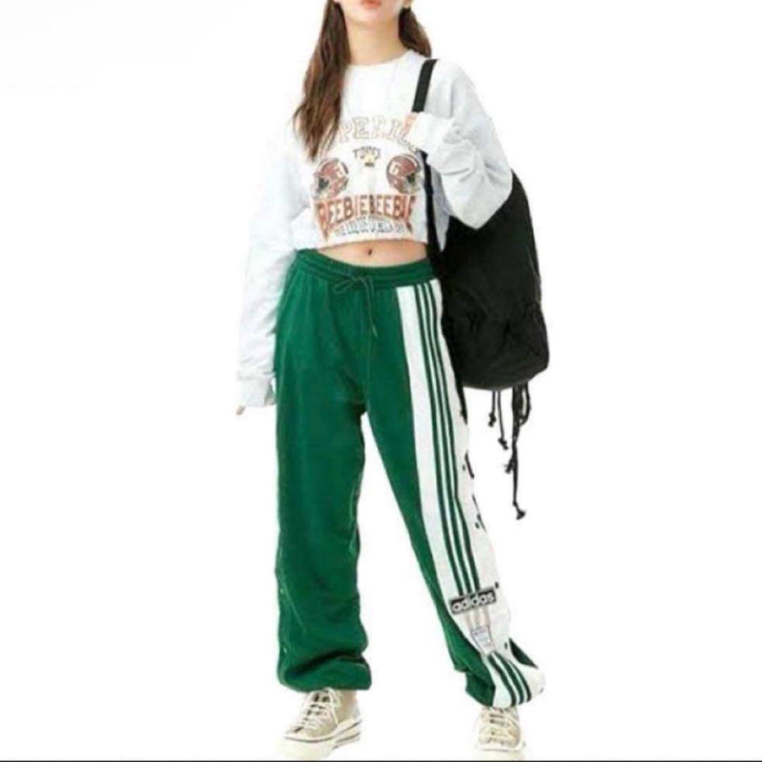 【美品】adidas トレーニングパンツ 男女可 サイドボタン付き グリーン