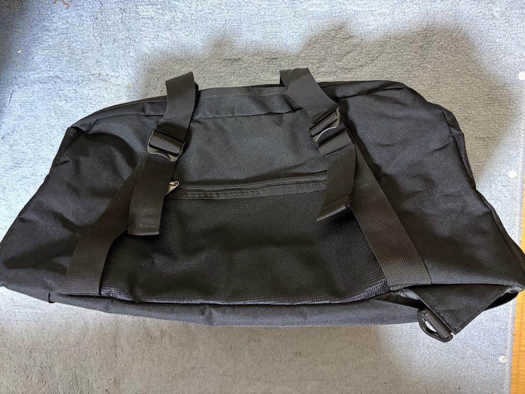 ATHLETA ダッフルバッグ ブラック