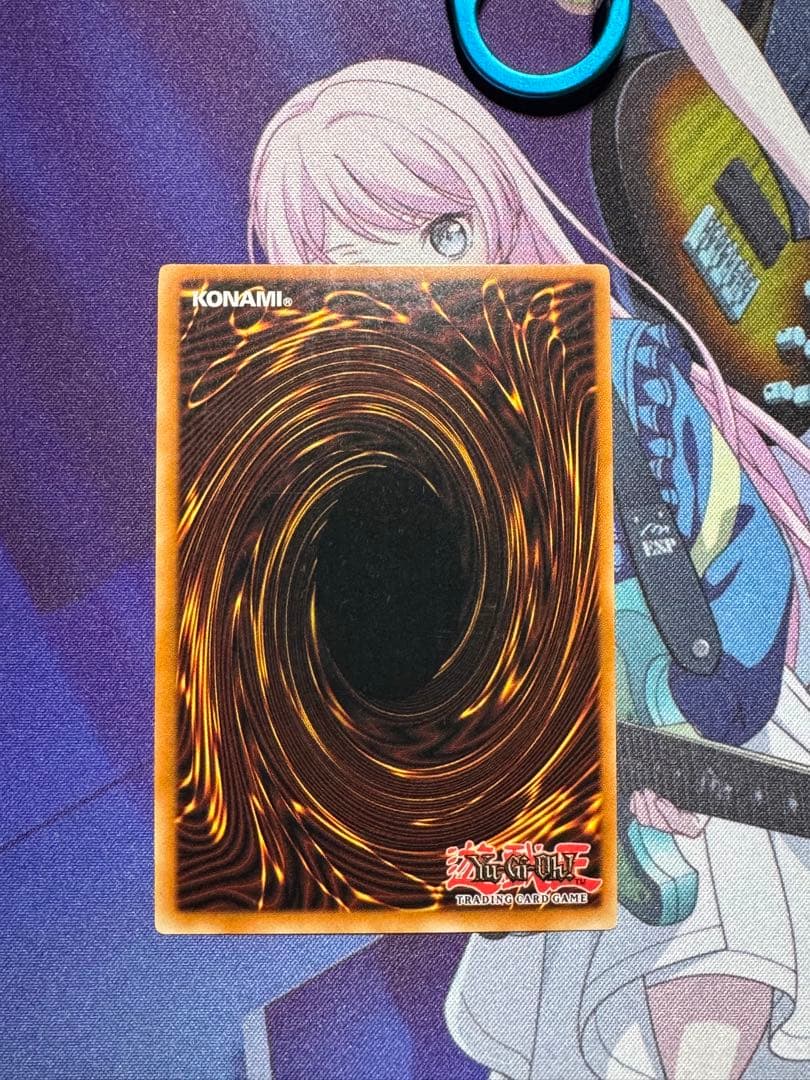 遊戯王　英語版　ライトロードマジシャンライラ　レリーフ