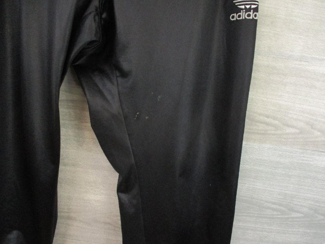 adidasアディダスオリジナルス＜CHILE62トラックパンツ＞MP1442s