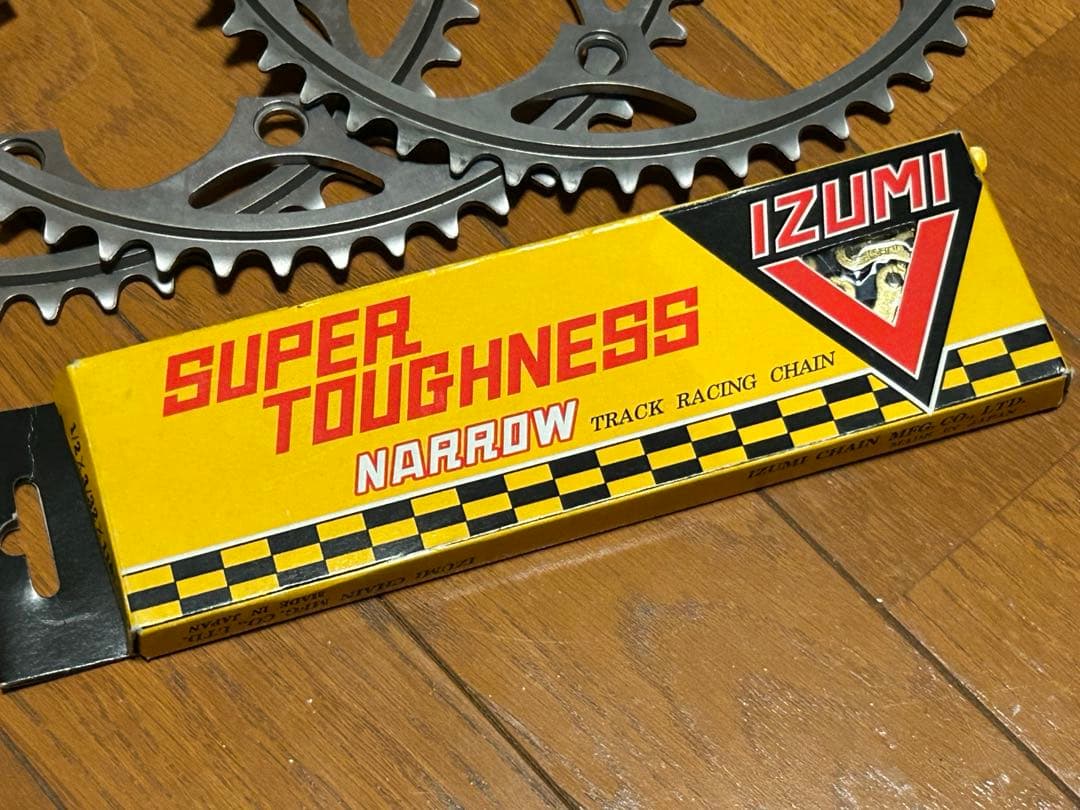 【ピスト】デュラエース 薄歯52.53.54T IZUMI Vチェン付き