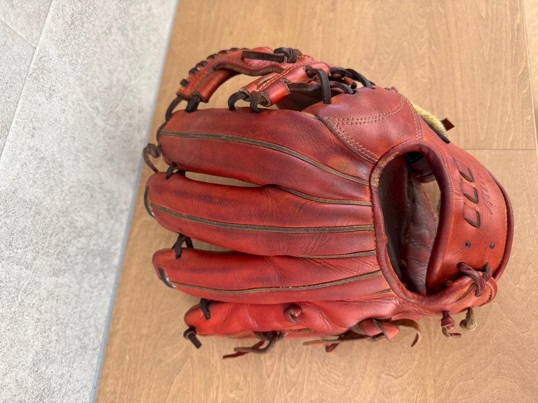 ミズノ プロ仕様 軟式グローブ 右投げ用