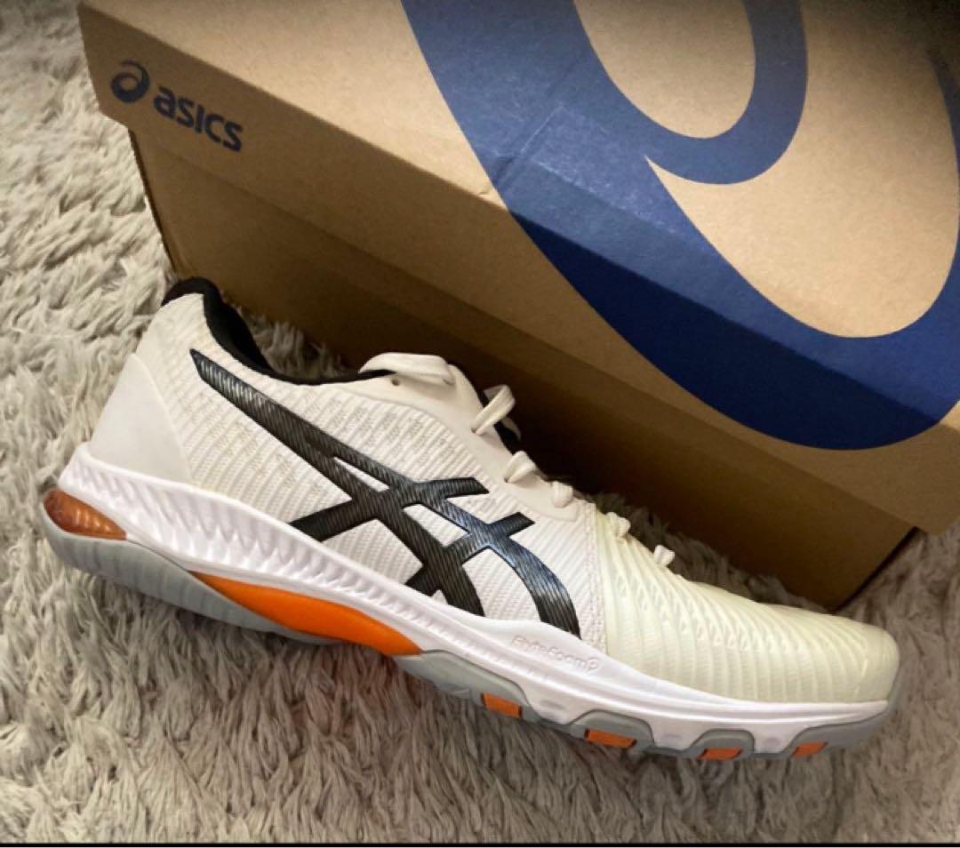 ASICS バレーボールシューズ ネットパーナー ホワイト/ブラック　海外限定