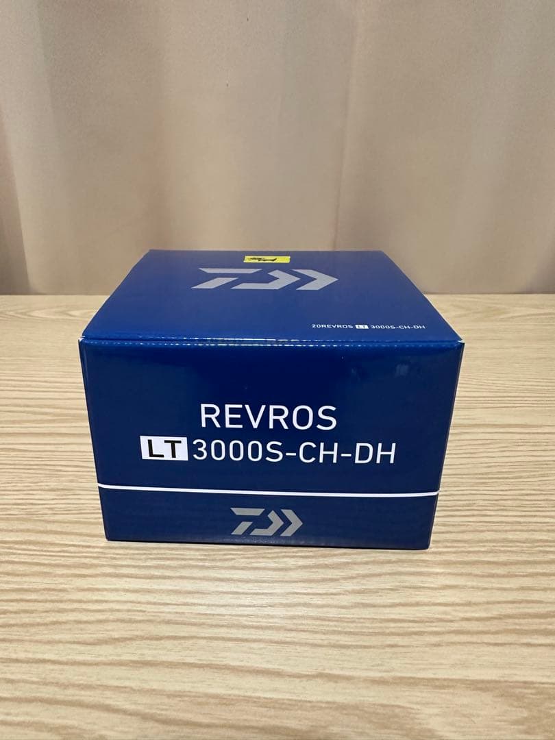 DAIWA ダイワ レブロスLT3000S-CH-DH スピニングリール
