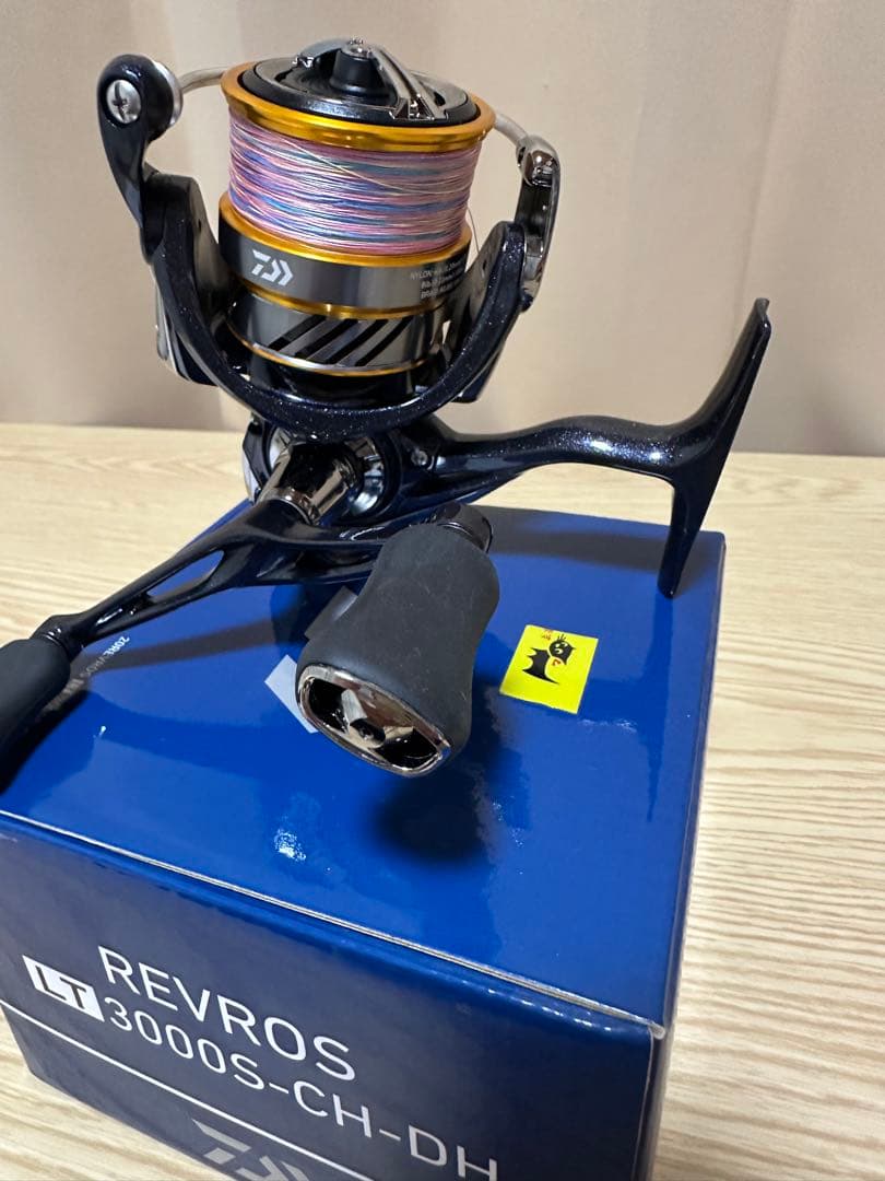 DAIWA ダイワ レブロスLT3000S-CH-DH スピニングリール