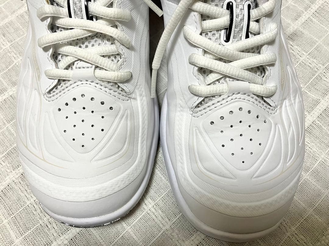 MIZUNO ウェーブファング2 24.0 バドミントンシューズ 使用回数極少