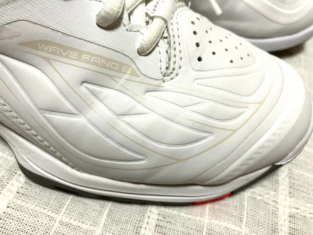 MIZUNO ウェーブファング2 24.0 バドミントンシューズ 使用回数極少