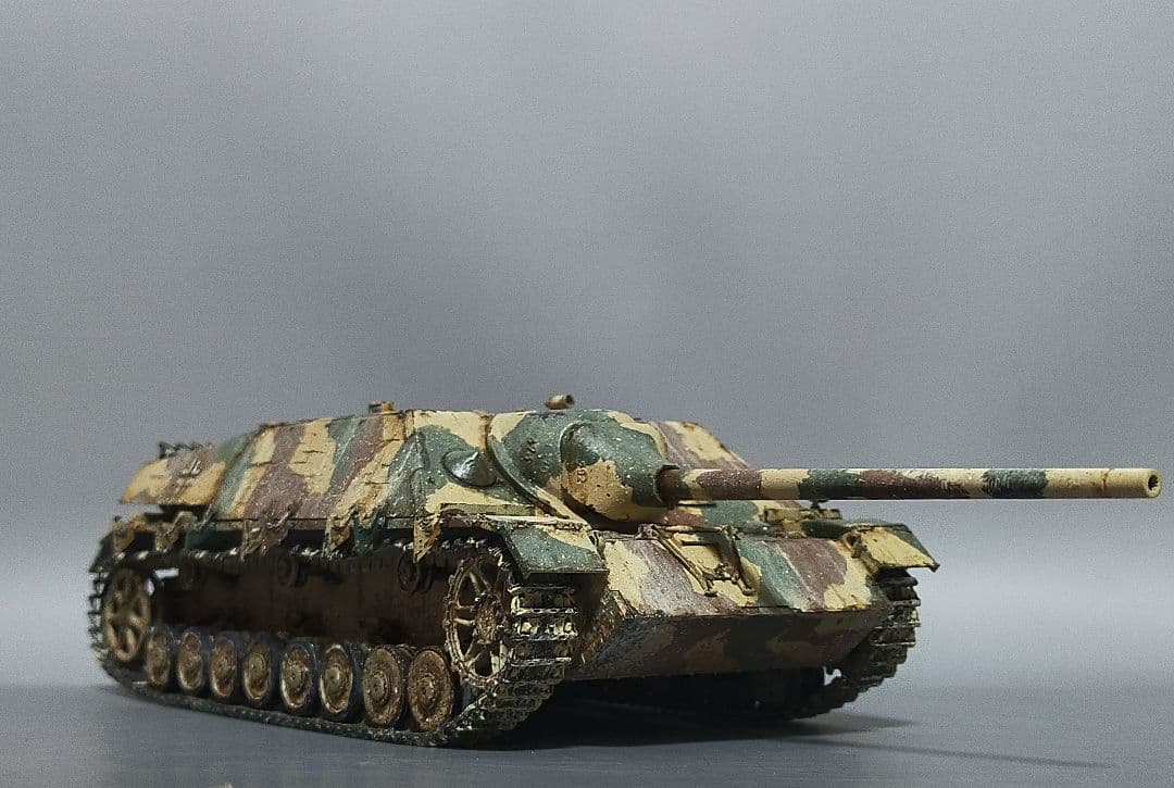 戦車模型の製作代行ページ タミヤ キングタイガー1/35