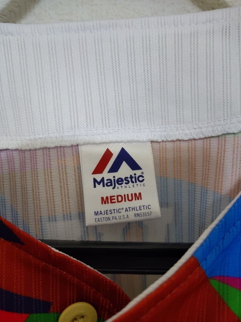 埼玉西武ライオンズ 栗山巧 彩虹ユニフォーム MAJESTIC Mサイズ 野球