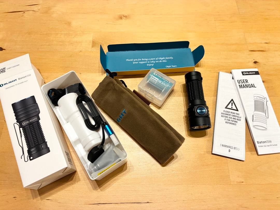 フ*ム様 OLIGHT Baton Turbo 予備バッテリー付き