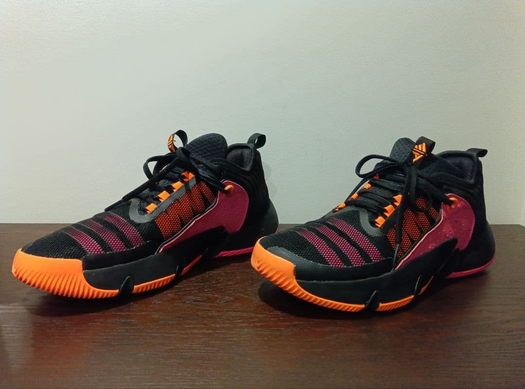 [美品] ADIDAS TRAE UNLIMITED 27cmシューズ