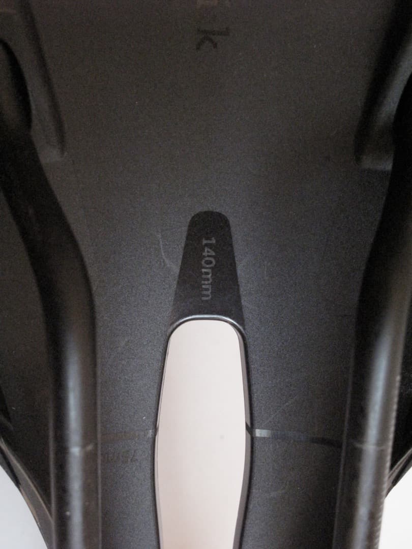 Fizik Antaresエルゴノミック自転車用サドル TESTデザイン