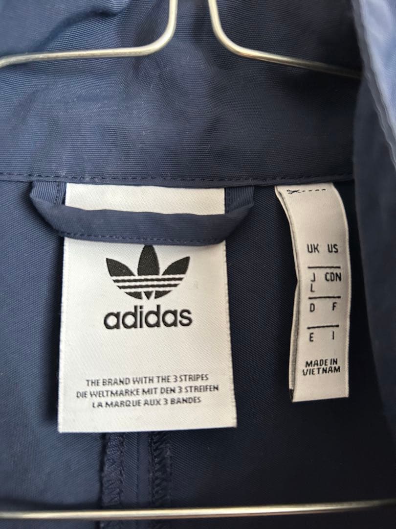 adidas ネイビーオレンジジャケット L