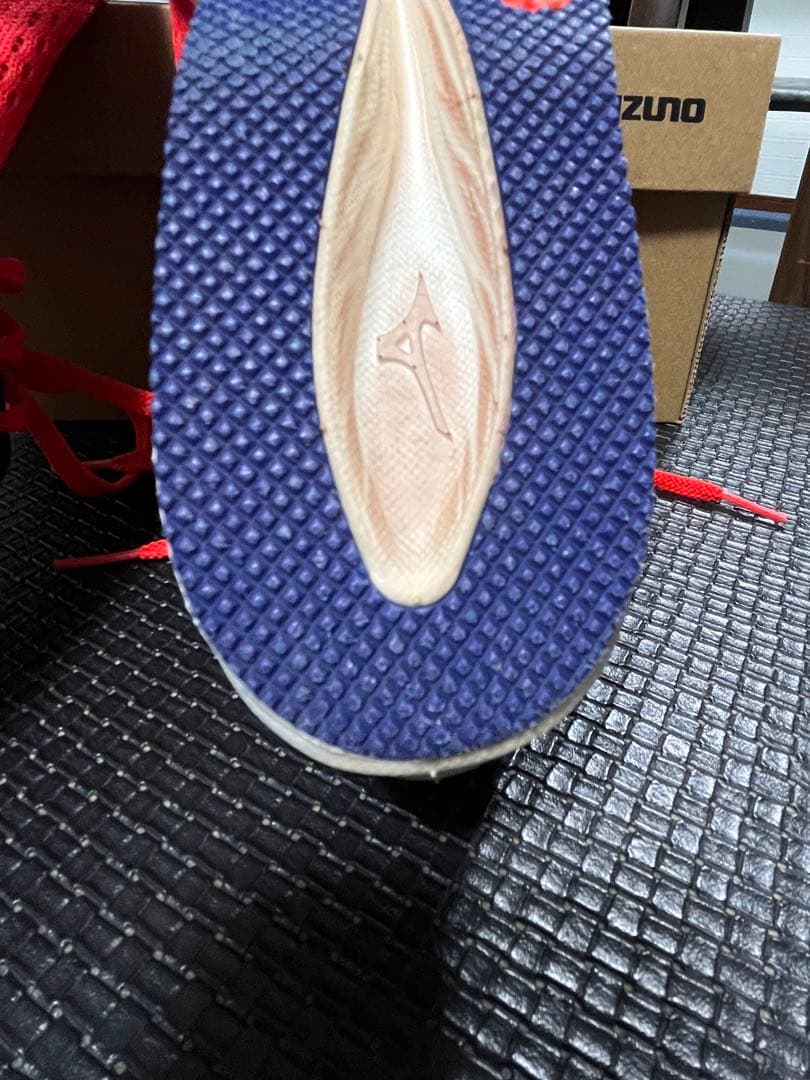 ミズノ陸上競技用スパイク クロノディスト ネオ 23.5cm 中距離　初心者