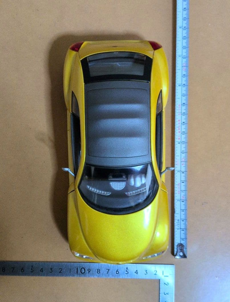 クライスラー・プロントクルーザー　ダイキャスト　 ゴールドイエロー　希少1/18