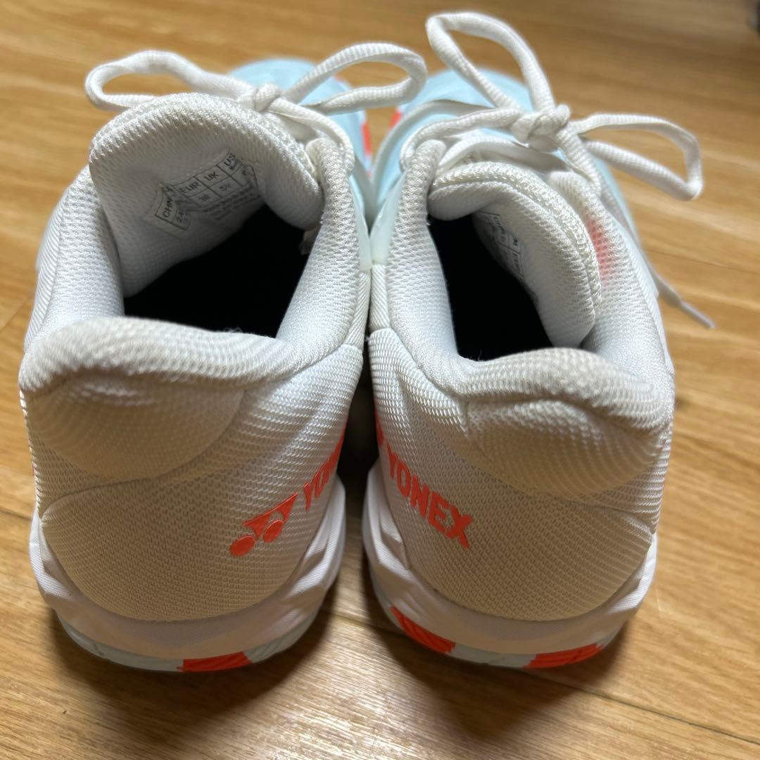 【美品】YONEX パワークッション　カスケードドライブ　２４cm