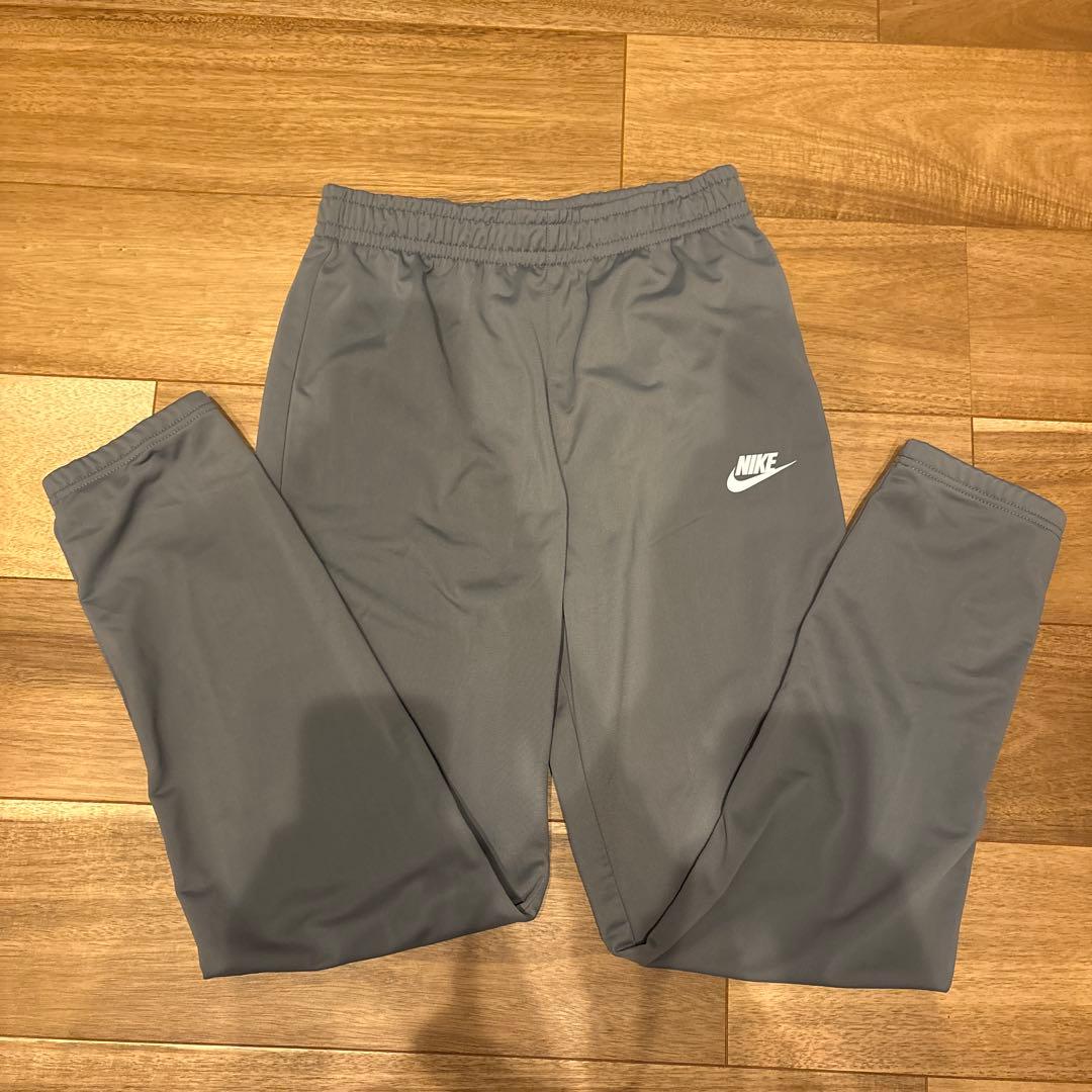 [新品未使用]海外製品NIKEジャージ