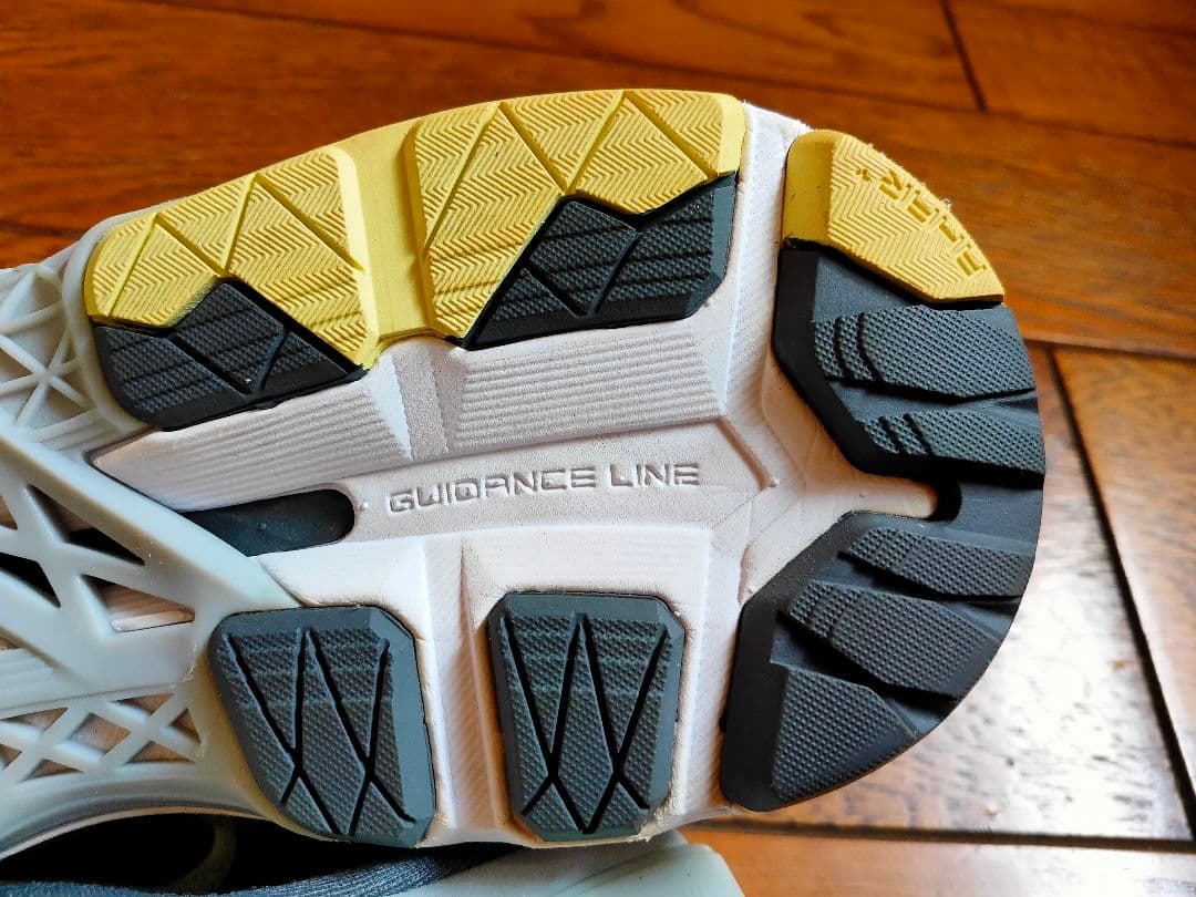 中古 ASICS アシックス ゲルカヤノ24 25.75cm GEL