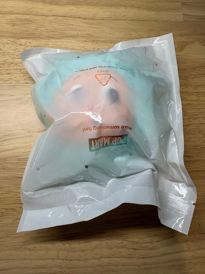 POPMARTティンクルティンクル　イヤホンケース 4点　新品 袋未開封