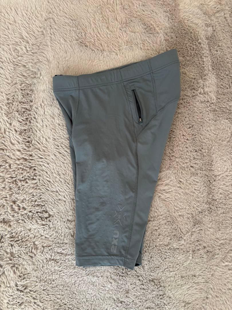 2xu ハーフタイツ　グレー　XS