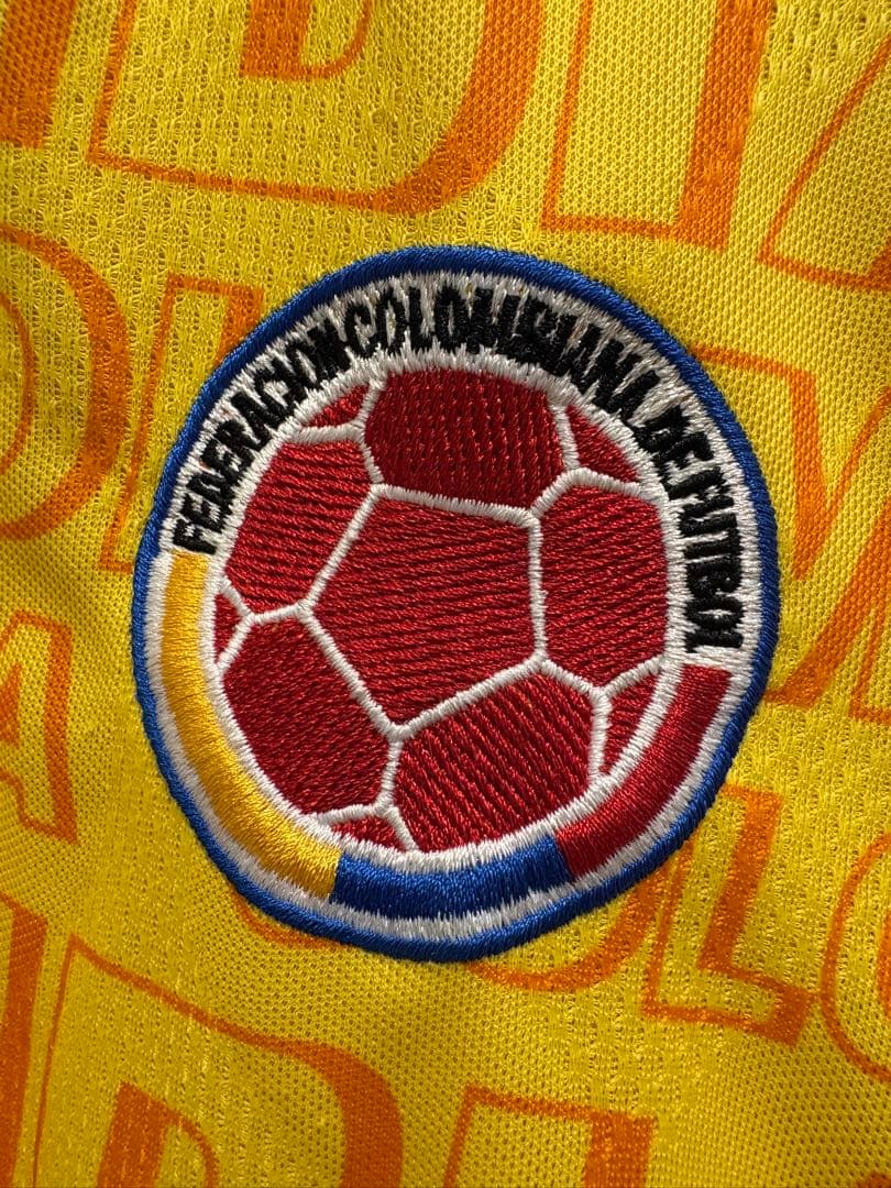 コロンビア 代表 サッカーシャツ バルデラマ