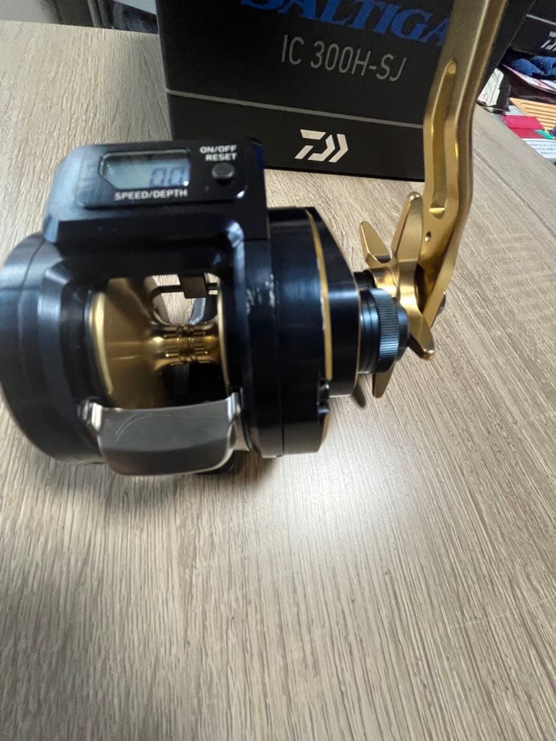 DAIWA 21 SALTIGA IC 300H-SJ ベイトリール