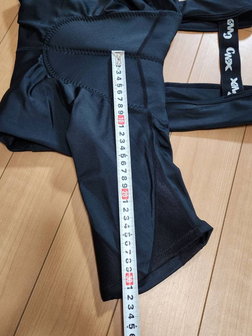 新品、タグ付き CW-X メンズ 自転車用 ビブタイツ Lサイズ