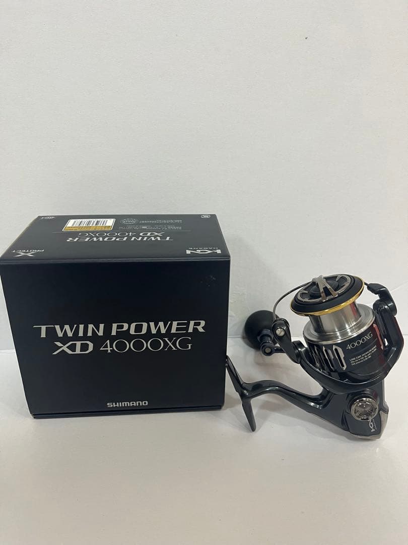 シマノ 17 ツインパワーXD 4000XG ジャンク扱い　部品取り