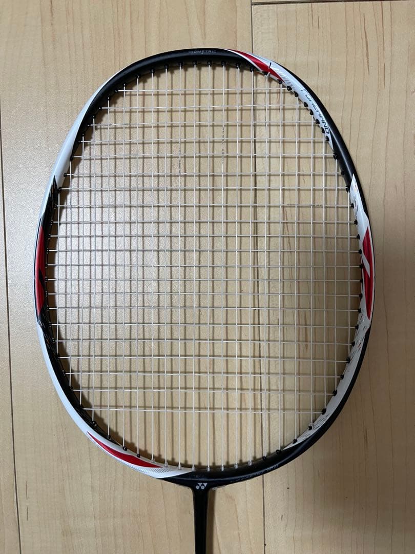 (トマト)YONEX バドミントンラケットDUORA Z-STRIKE