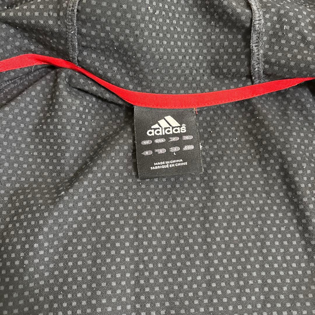 リバプールFC adidas アディダス　フード付きウィンドブレーカー
