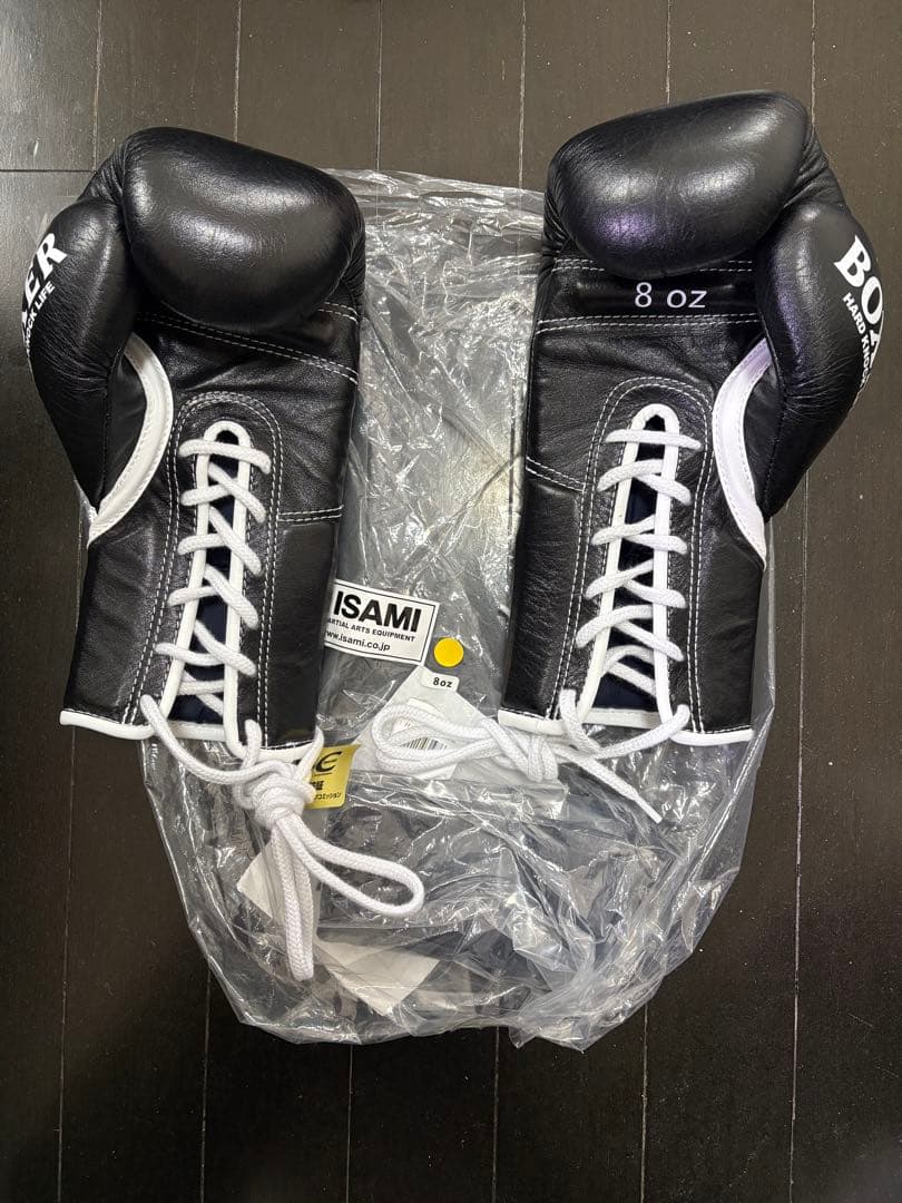 ISAMI BOXER ボクシンググローブ 8 oz 紐式