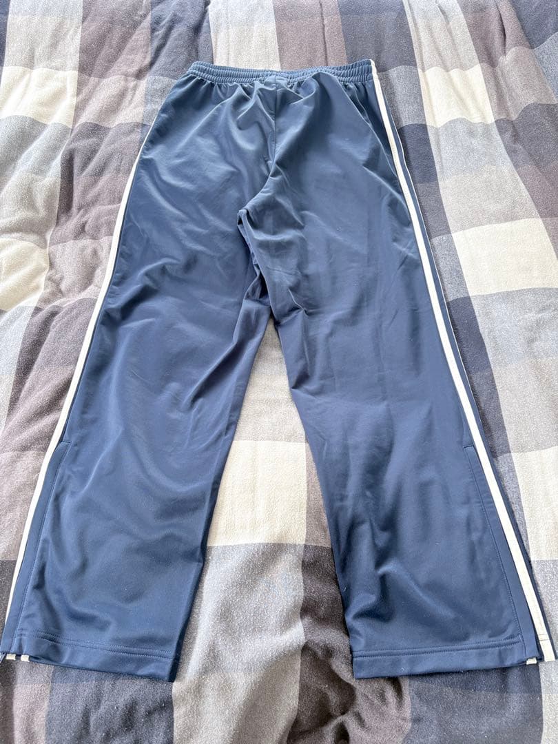 adidas oasis ジャージパンツ ネイビー
