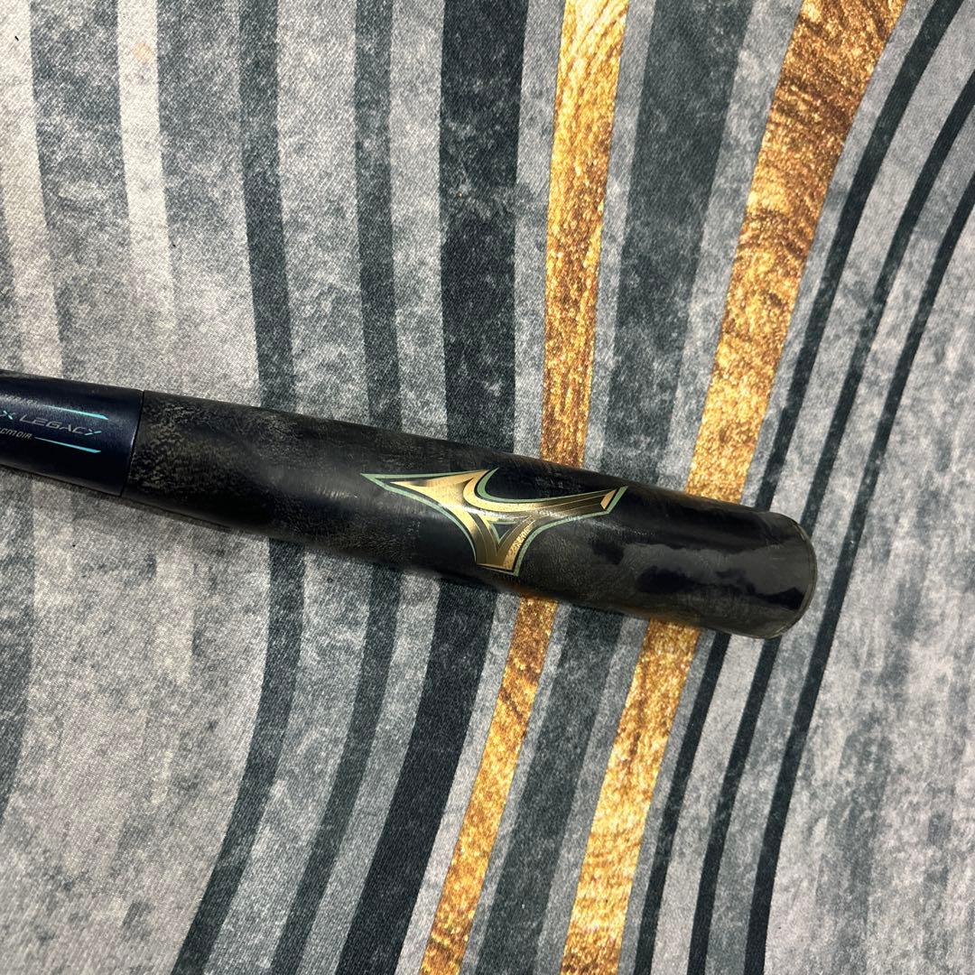BEYOND MAX LEGACY 83cm 軟式バット
