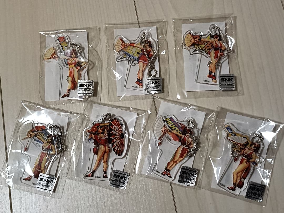 不知火舞　アクリルキーホルダー　缶バッジ　くじコレ　KOF　SNK　未開封