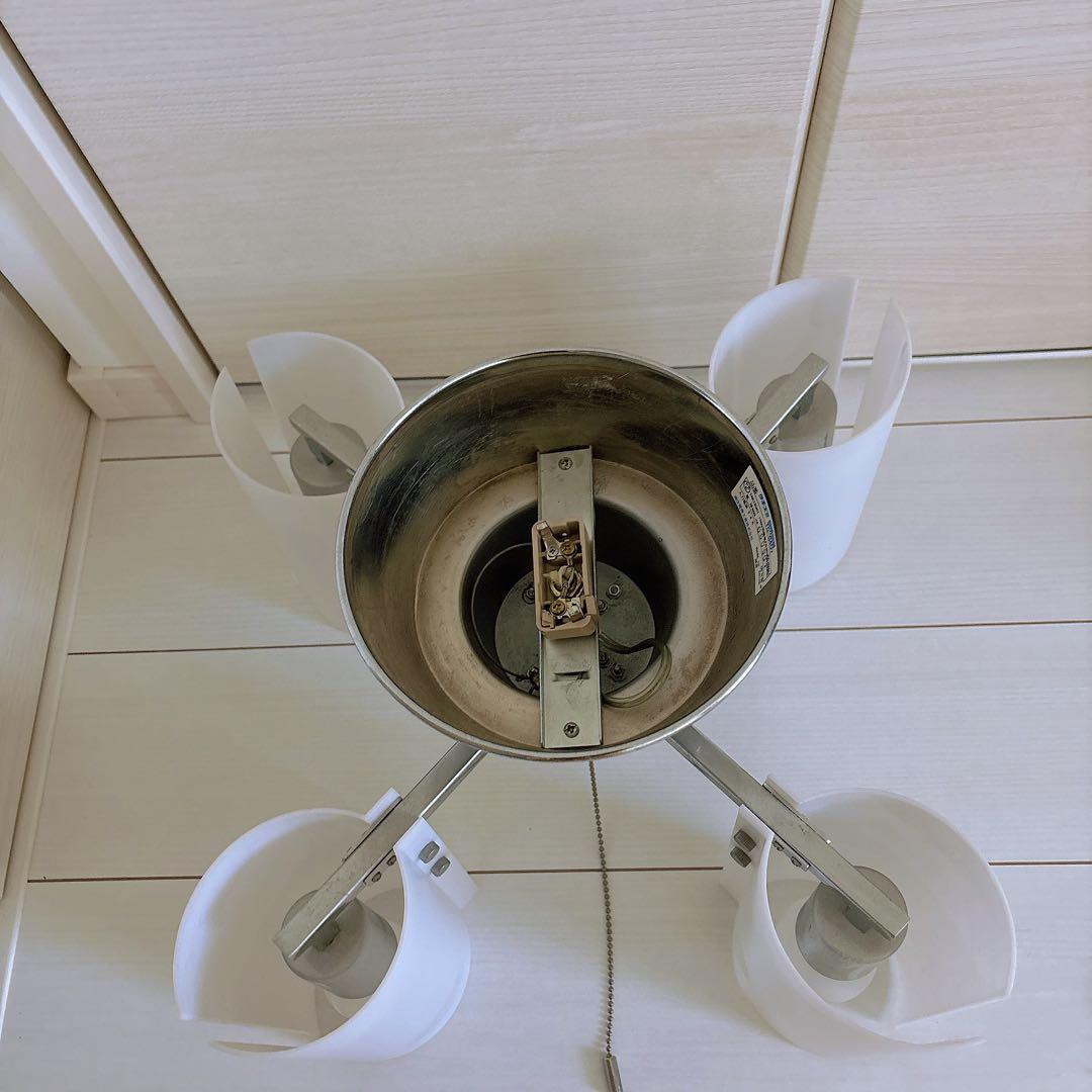 照明器具 4灯 シャンデリア　電気　照明