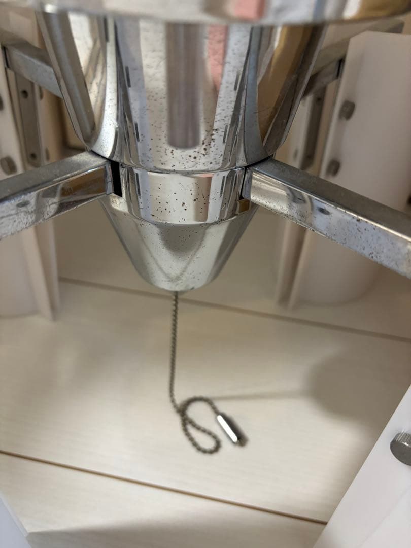 照明器具 4灯 シャンデリア　電気　照明