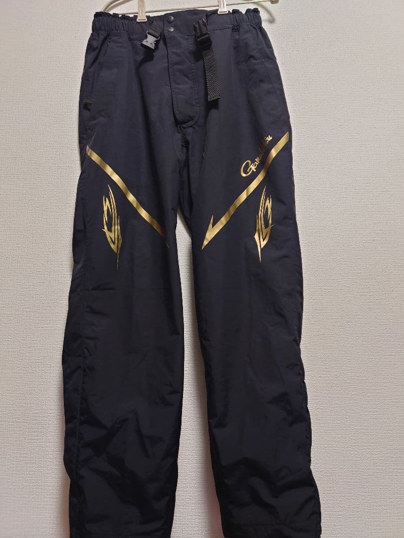 がまかつ　レインウェア　Lサイズ　黒金