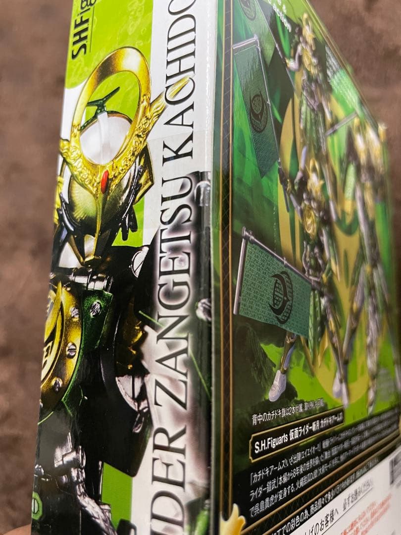 おまけ付き　S.H.Figuarts 仮面ライダー斬月 カチドキアームズ