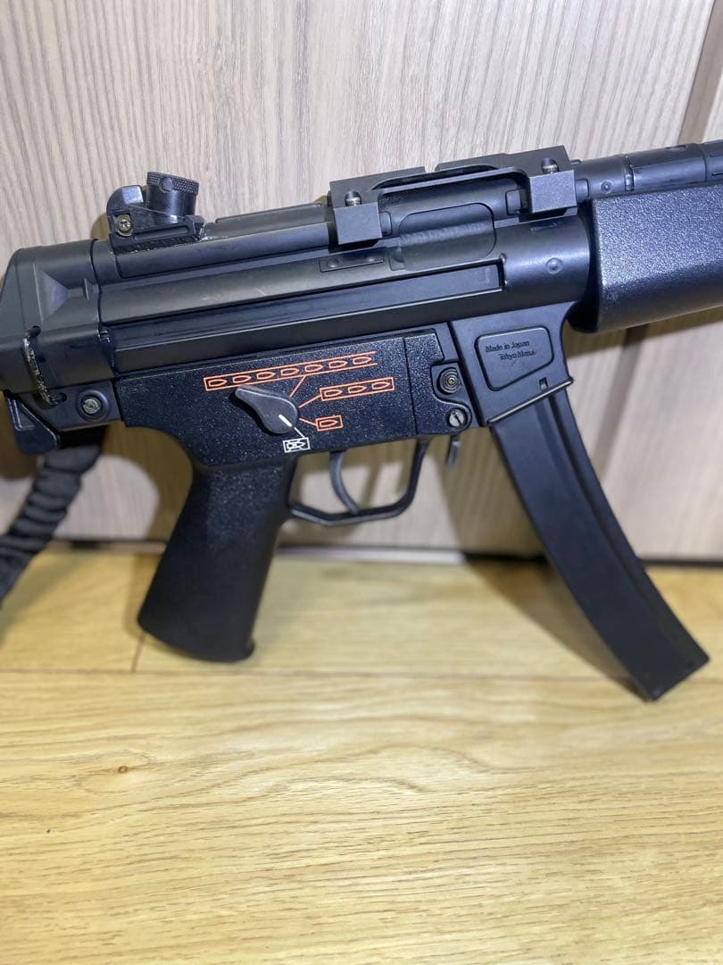 東京マルイ　電動ガン　mp5-j