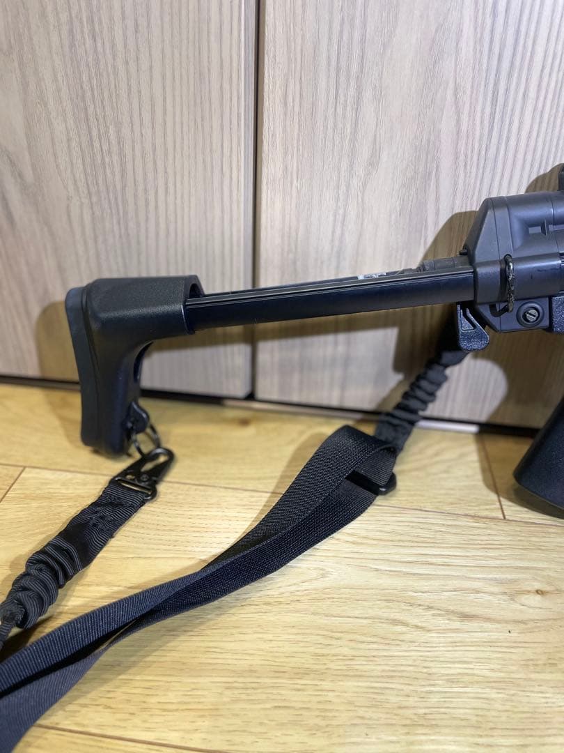 東京マルイ　電動ガン　mp5-j