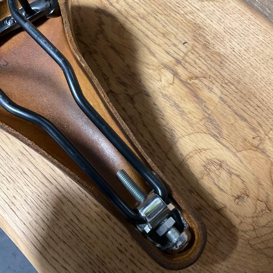 BROOKS Colt レザーサドル