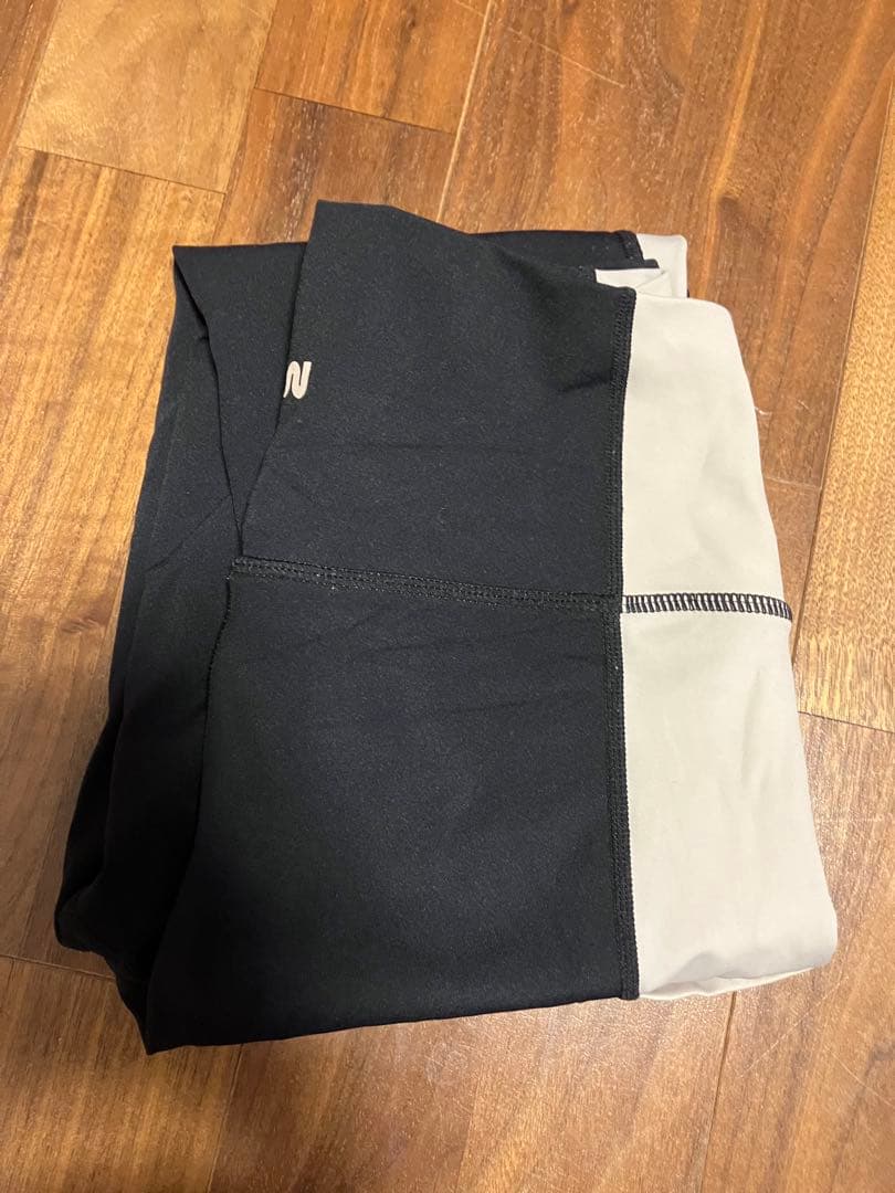WERTHY COMBINATION LEGGINGS ブラック×ベージュ
