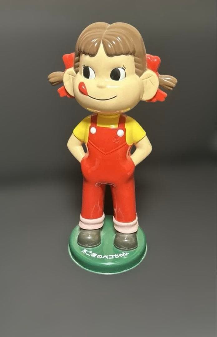 ビンテージペコちゃん フィギュア 立ちポーズ首振り