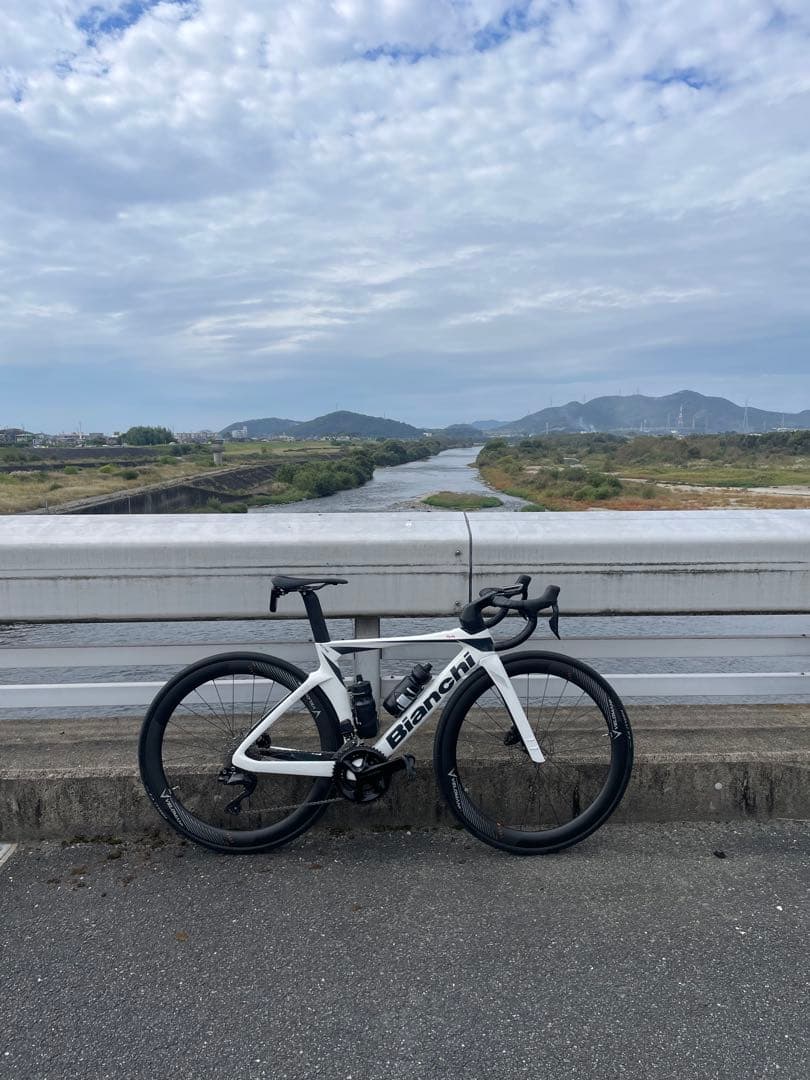 Bianchi OLTRE COMP DI2+パワーメーター
