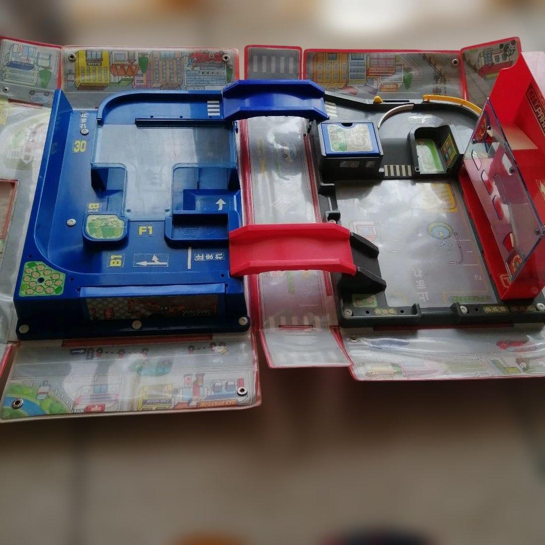 ミニカー用組み立て式駐車場