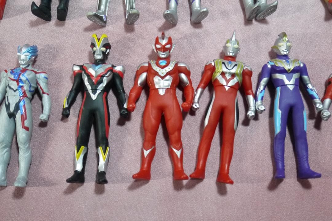 ウルトラヒーローシリーズ800サイズ　500サイズ　ソフビ　56体