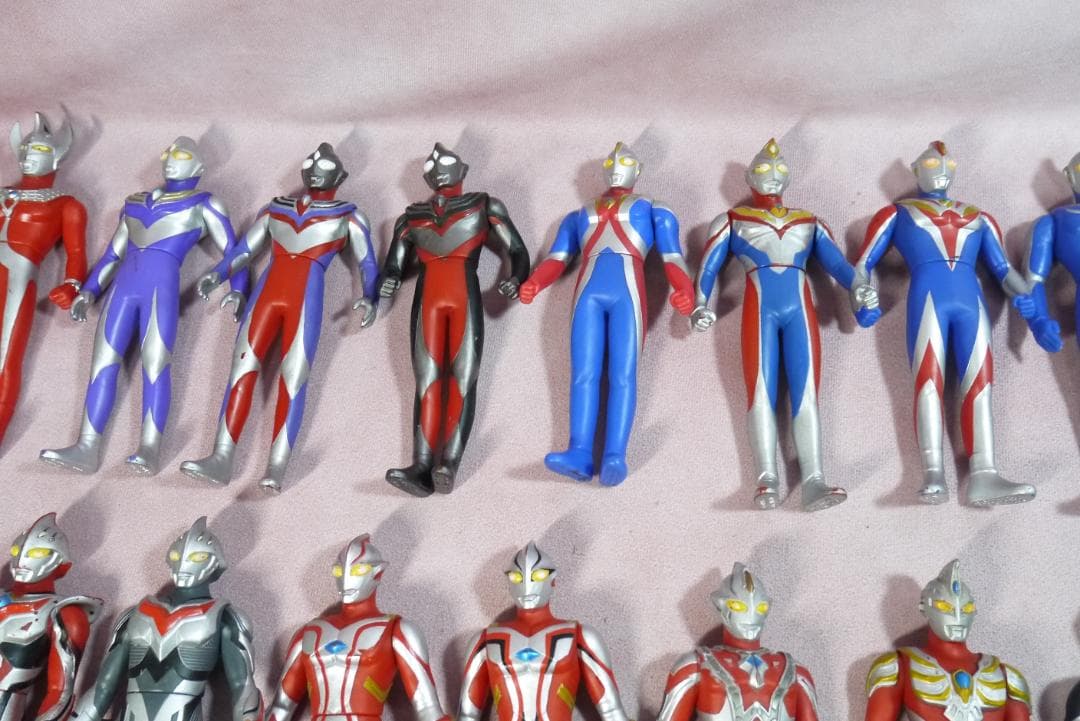 ウルトラヒーローシリーズ800サイズ　500サイズ　ソフビ　56体