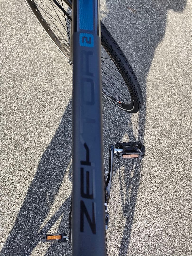 Trek クロスバイク　ZEKTOR2
