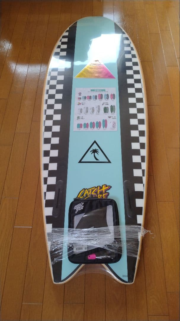 値下げしました！キャッチサーフボード 5．6 レトロフィッシュツイン 未使用品