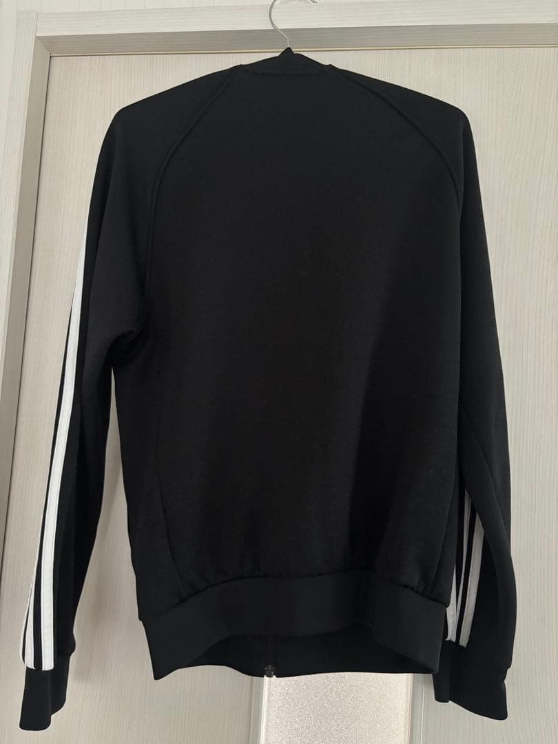 adidas トラックジャケット SST